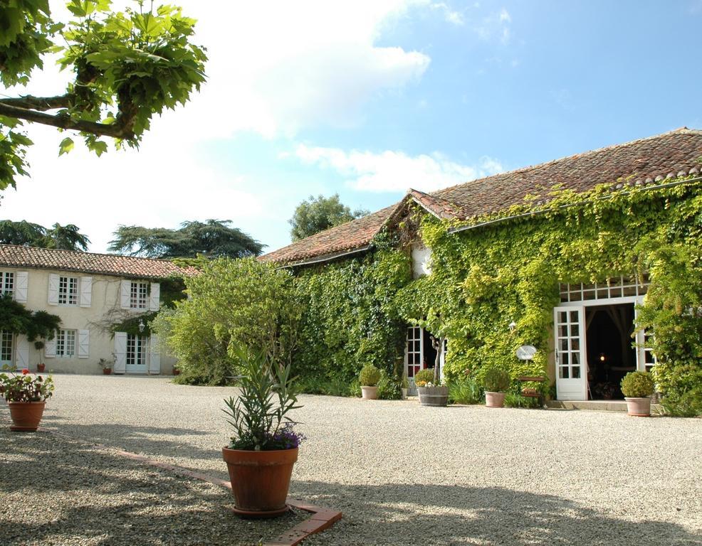 Domaine De Bassibe Bed & Breakfast Segos ภายนอก รูปภาพ